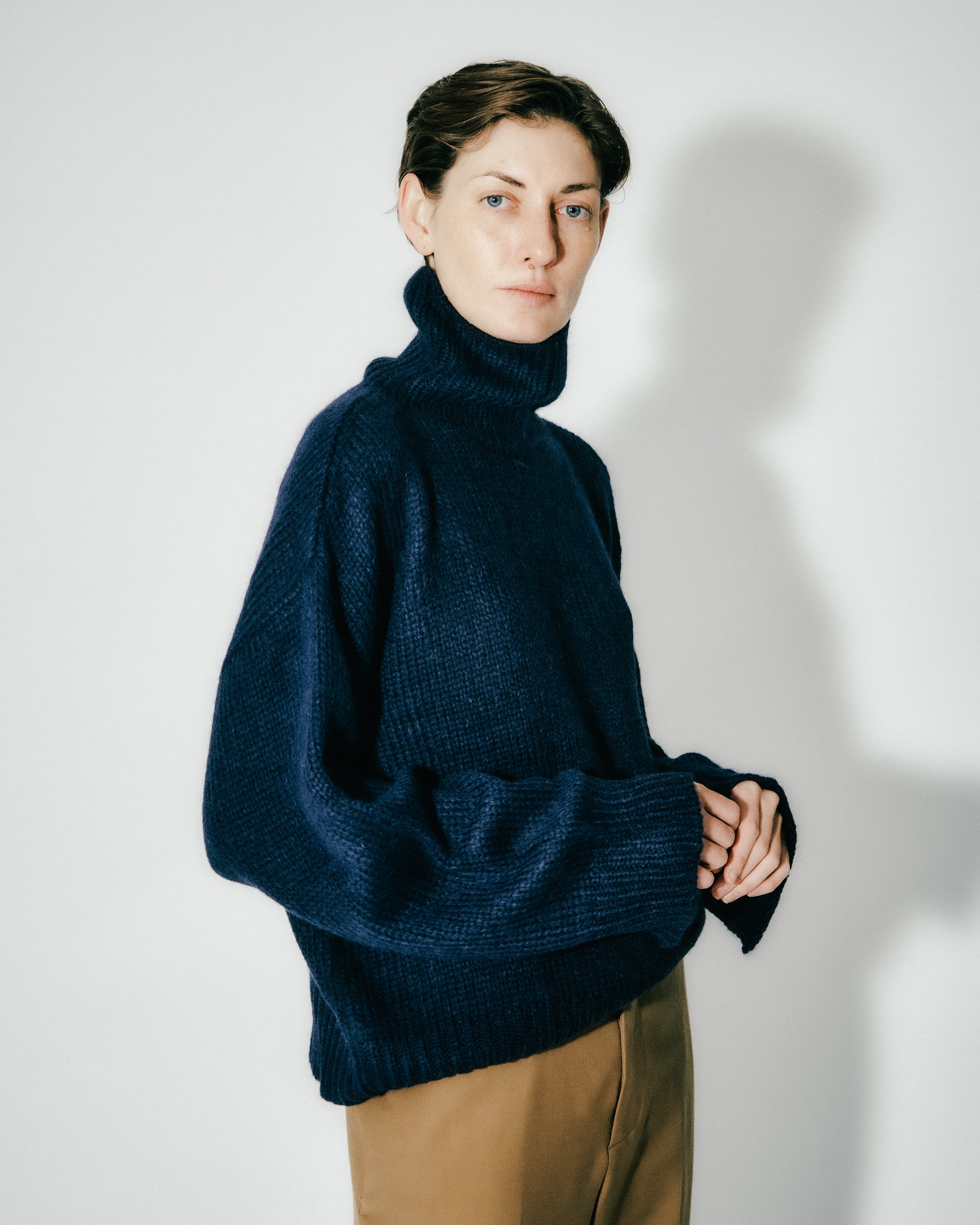 Klassische Strickjacke aus Merinowolle in Rot