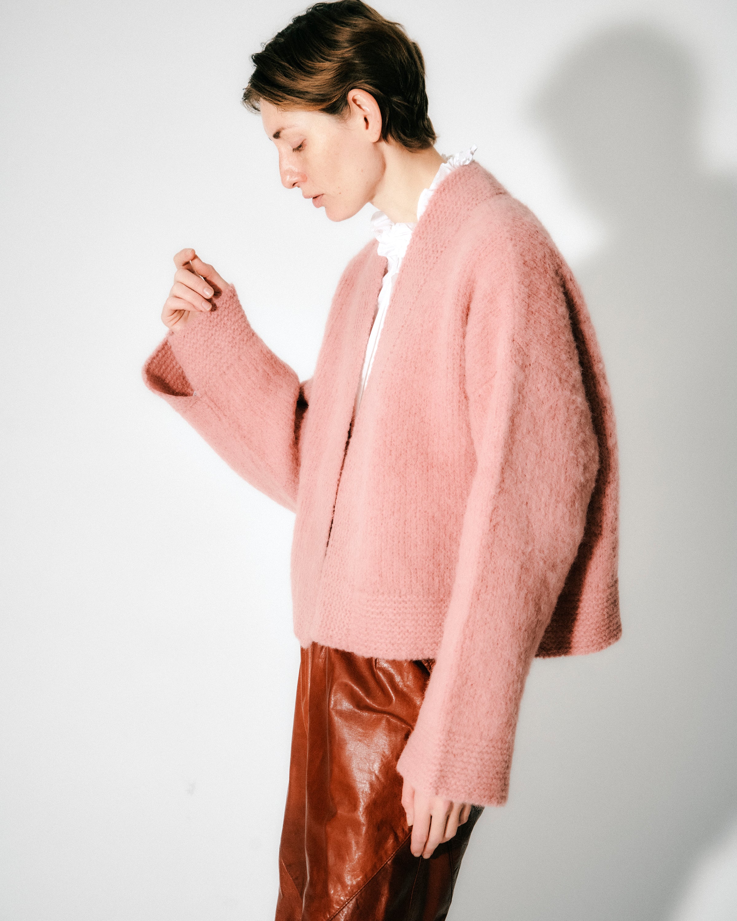 Klassische Strickjacke aus Merinowolle in Rot